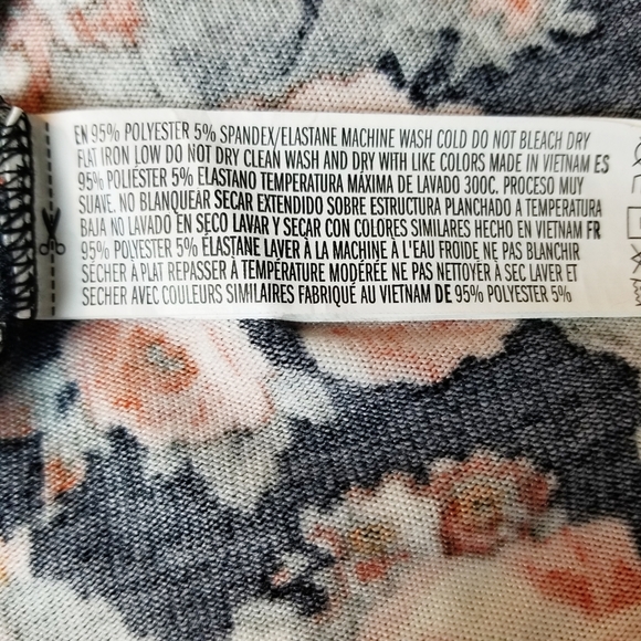 Forever 21 Floral Print Mini Skater Dress - Picture 7 of 7